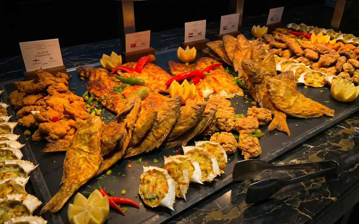 عشاء مأكولات بحرية من فندق بريرا اليرموك